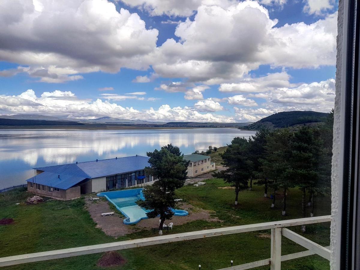 Hotel Tsalka Esterno foto